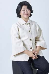 ‘믿보배’ 이정은, ‘좀비딸’ 550만·BIFF 심사에 봉사까지