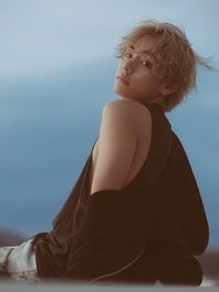 BTS 뷔 ‘레이오버’ 2주년…글로벌팬덤은 기부로 의미 더해