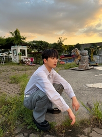 이찬원, 2년 만에 정규앨범 들고 컴백…로이킴·김이나 등 히트메이커 총출동