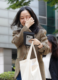 [포토]민희진 전 대표, 법원으로...