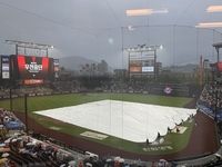 ‘8연전 현실화’ 한화, 12일 키움전 우천 취소→월요일 편성…1위 싸움에 빨간불 켜졌다