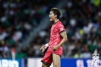 “슈투트가르트, 그런식으로 일하지마!” 오현규 황당한 이적 무산에 헹크도 뿔났다…스포츠디렉터 비하인드 고백