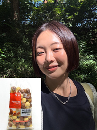 배우 금새록, 단발 헤어 변신 후 귀여운 매력 뽐내… “타코야끼·골든볼빵 닮았다” 셀프 인증