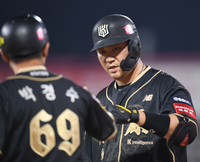 KT 천군만마? ‘매서운 방망이’ 장성우, 갈 길 바쁜 팀 ‘가을 희망’으로 떠올랐다 [SS시선집중]