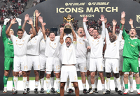 [포토]2년 연속 승리에 환호하는 쉴드 유나이티드