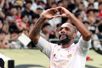 [포토]하트 세리머니 하는 마이콘