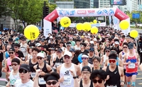 영화와 마라톤의 축제 ‘마블런 서울 2025’, 1만 5천여 명이 참가한 가운데 서울광장에서 열려 [포토]