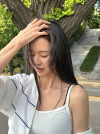 권나라, 발레부터 가을 내추럴까지…압도적 비주얼 근황