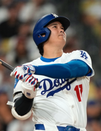 ‘만화야구 실사판’ 오타니, 51호 홈런 작렬…스넬은 12K 완벽투