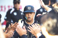 [포토]솔로 홈런 KT 강백호, 쫓아간다!