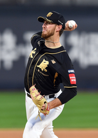 [포토]KT 패트릭, LG와의 더블헤더 2차전 선발 등판