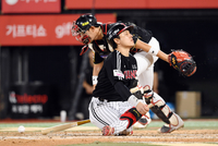 [포토]LG 박동원, 아쉬운 삼진 아웃