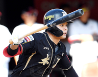 [포토]KT 권동진, 동점이다!