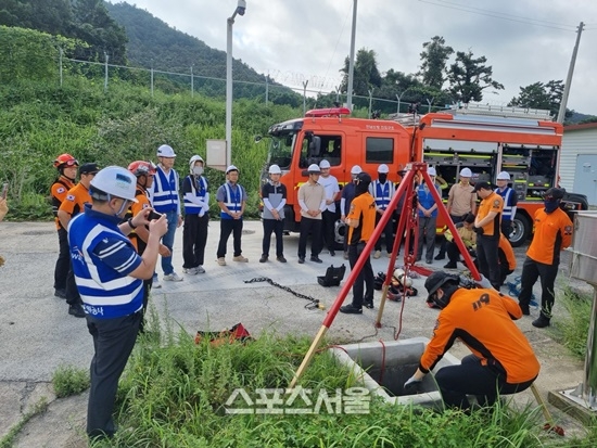 진도소방서, 밀폐공간 특별대응 구조훈련 실시