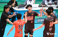 남자부 준결승 앞둔 신영철 감독 “도전하는 마음으로”, 권영민 감독 “서브 잘 들어가지 않을까 한다”[현장인터뷰]