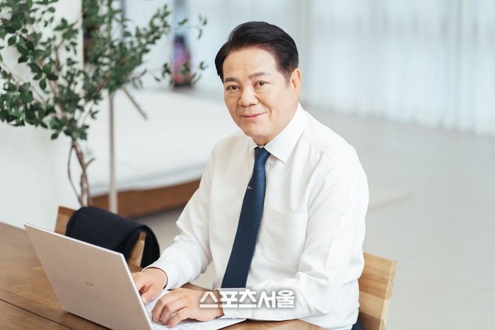 최대호“청년 예술인 창작 적극 지원 전통시장 활력 불어넣을 것”