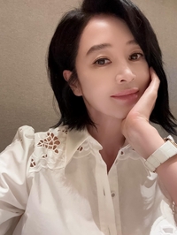 조카도 인정한 김혜수의 동안 미모 “이모 나이는 55세인데 딱! 진짜! 32살 같아”