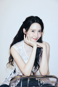 윤아, ‘폭군의 셰프’로 다시 피운 ‘화양연화’ [SS스타]