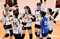 블로킹에서 앞선 기업은행, 정관장 잡고 컵 대회 첫 승