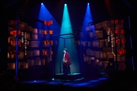 [표권향의 컬처판타지아] 전하지 못한 진심 뮤지컬 ‘쉐도우’, 263년 지난 ‘미래’서 완성