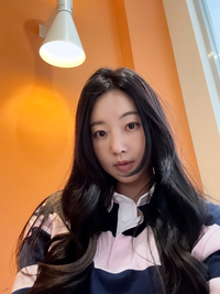 “40대 맞아?”... 김사랑, 시간도 비껴간 방부제 미모