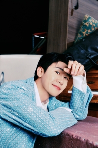 영탁, ‘개훌륭’ 메인MC로 발탁…이경규와 꿀케미 예고