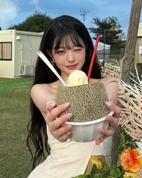 상큼 매력의 장원영, “사요나라, 여름”