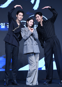 [포토] 박서함-신예은-로운, “‘탁류’ 사랑해 주세요”