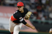 ‘루키 루키 KIA 슈퍼 루키 루키’ 김태형, 이러니 사령탑 얼굴에 웃음꽃 피지! “나중에는 삼자범퇴 이닝 만들고 싶어요” [SS고척in]