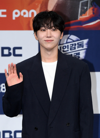 [포토]세븐틴 승관, ‘신인감독 김연경’으로 인사 드려요!