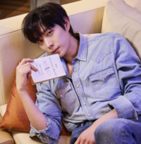 배우 김영대, 과거 가수 시절 모습 공개...음악방송도 출연