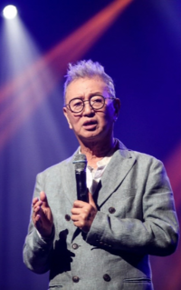 ‘풍자와 유머의 거목’ 전유성, 향년 76세로 눈감다