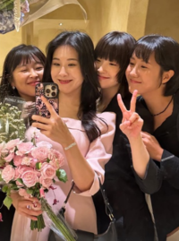 ‘한예종 의리’ 박소담…‘숏컷 웨딩드레스’ 이유영 축하