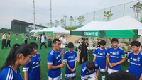 “너희 꿈을 응원해” 조원희·임상협 함께 뛰었다…K리그 드림어시스트 한마음 운동회 ‘킥오프’ [SS현장]