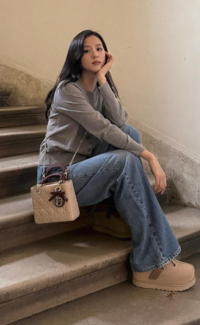 지수, 헝가리에서 전한 ‘심쿵’ 가을 감성…‘이런 모습 오랜만’