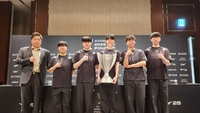 “왕좌는 젠지 것” 2년 만에 LCK 정상 복귀…MVP ‘룰러’ 눈물의 우승 [SS현장]
