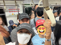 옆자리 예쁜 언니…손예진, 불꽃축제 인파로 지하철 行 [★SNS]