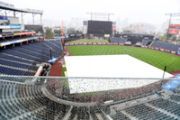 [포토] 비 내리는 대전야구장, LG와 한화 경기 가능할까?