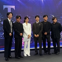 H.O.T. 완전체 ‘뉴스룸’ 인증샷 떴다 [★SNS]