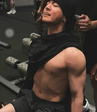 ‘폭발직전’ BTS 정국의 ‘숨멎’ 핫바디…‘이 정도면 인간명품’