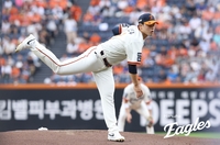 ‘9월 ERA 10.80’ 문동주, ‘대전 왕자’에 닥친 시련→“힘내면 좋겠다” 달감독의 위로 [SS시선집중]