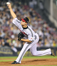 [포토]힘차게 공 뿌리는 LG 김영우