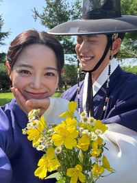 강태오X김세정, 한복 입고 ‘달달’ 케미 폭발!