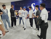 ‘오승환 은퇴식, 우리가 빠질 수 없지’ 추신수·이대호·정근우…1982년생 황금세대 라팍에 총출동 [SS대구in]