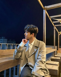 가을빛으로 물든 이찬원 정규 2집 ‘찬란’…12곡 수록된 트랙리스트 공개