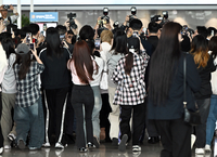 방탄소년단(BTS) ‘천사’ 지민, 질서정연한 따뜻한 배웅! [포토]