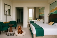 “이젠 반려견과 동반 투숙”…클럽메드, 프랑스서 펫 프렌들리 리조트 운영