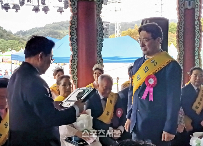 의약부문의 신충식 예수병원장.