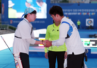 [포토]김태현 꺾고 4강 진출하는 이정한