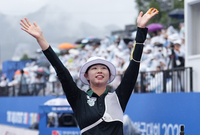 [포토]정몽구배 우승 인사하는 임시현